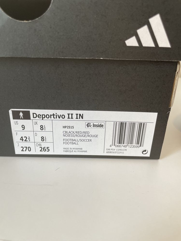 Sprzedam nowe halówki adidasa r. 42 2/3 oryginalne z metkami