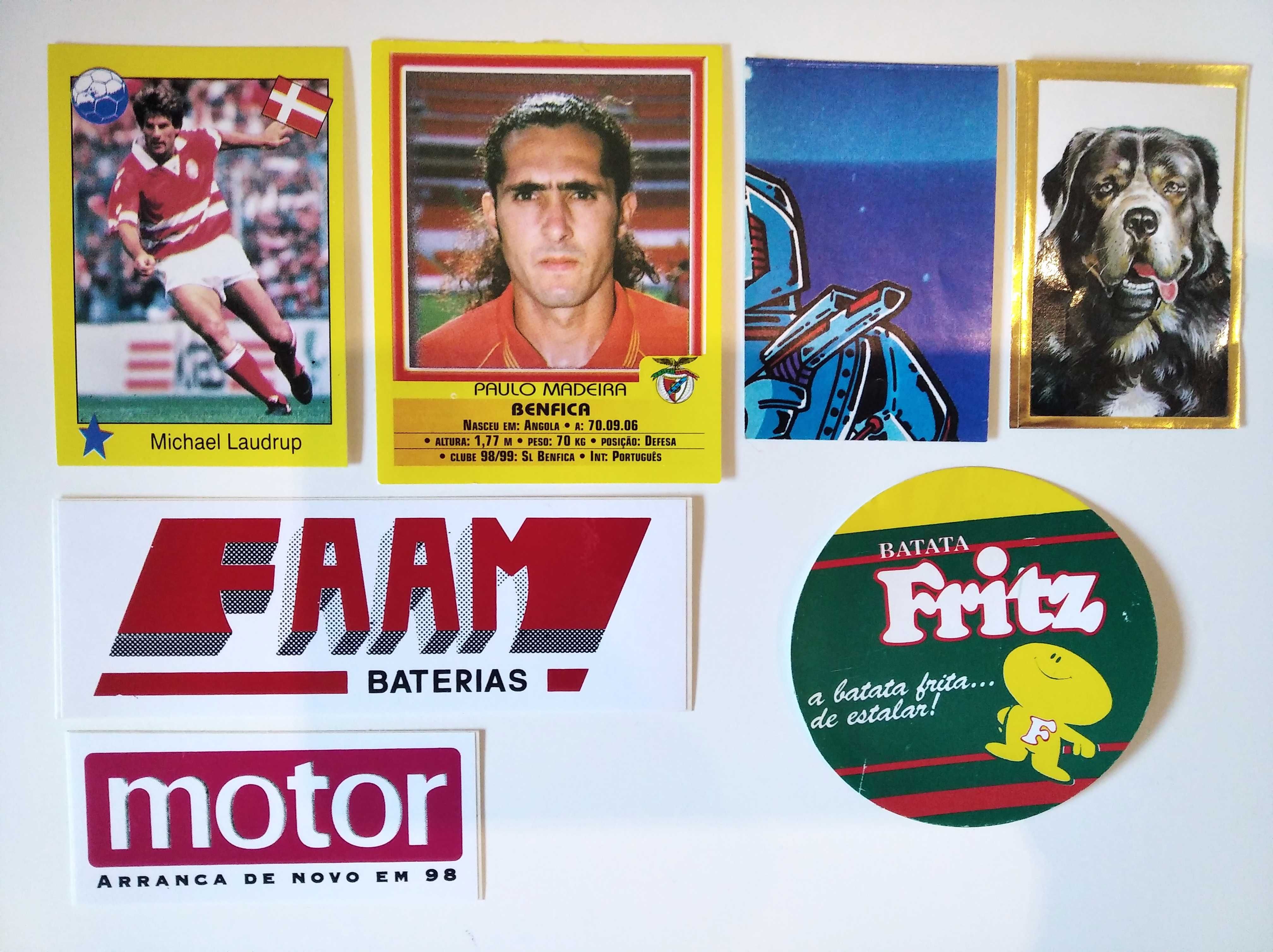 Cromos autocolantes antigos (3 lotes, 26 cromos)