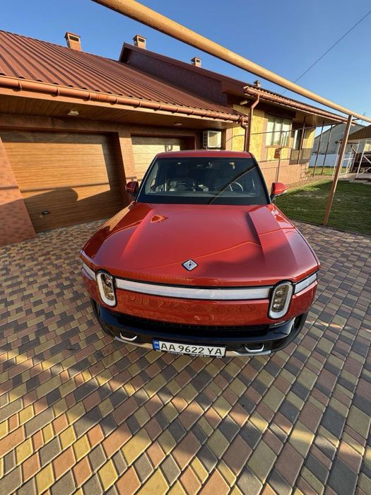 Rivian R1T Large Pack