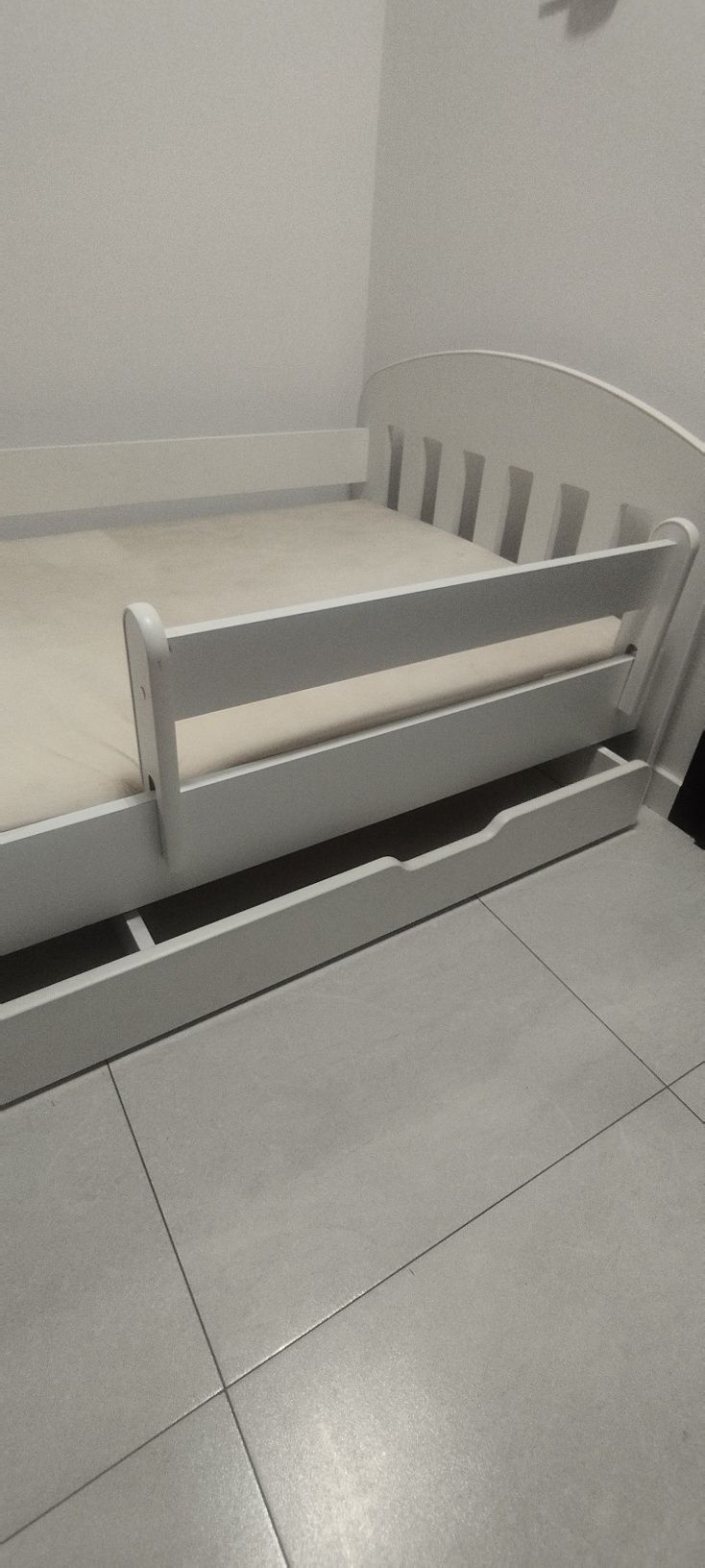 Łòżko dzieciece 180x90