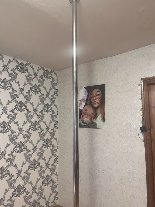 Пілон для пол денсу