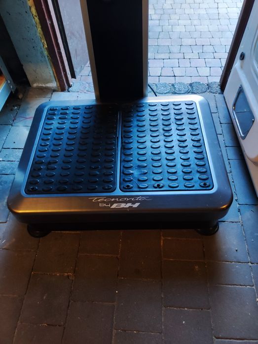 Platforma vibrujaca Tecnovita by BH