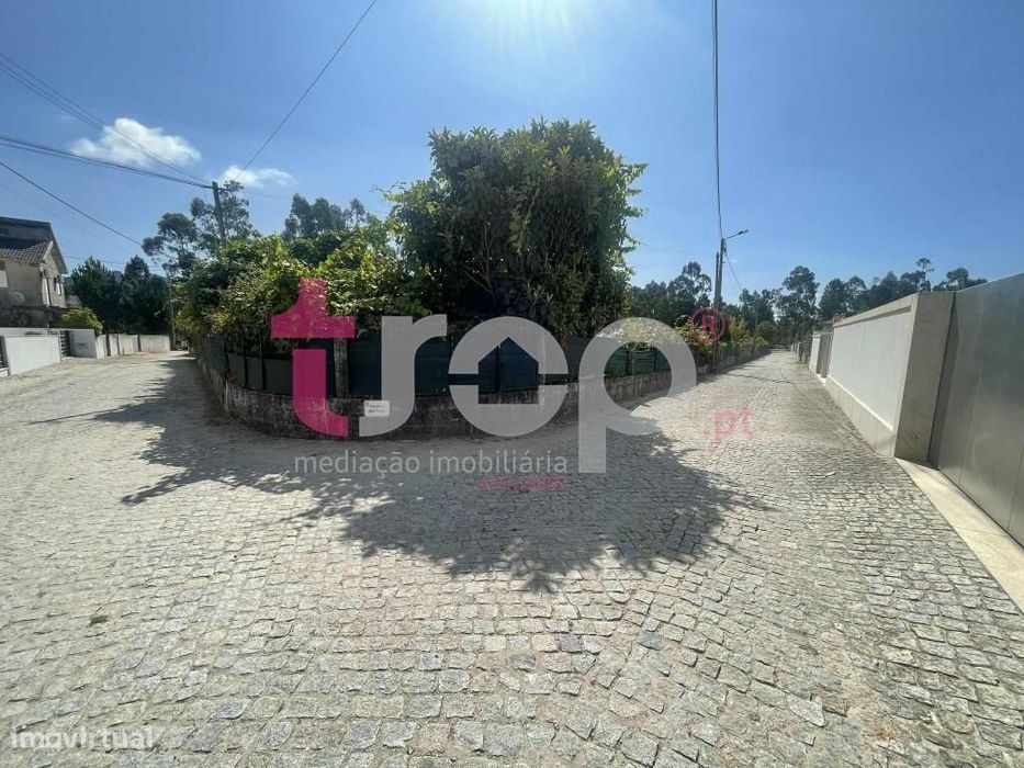 Terreno Construção 3.957M2 – Creixomil