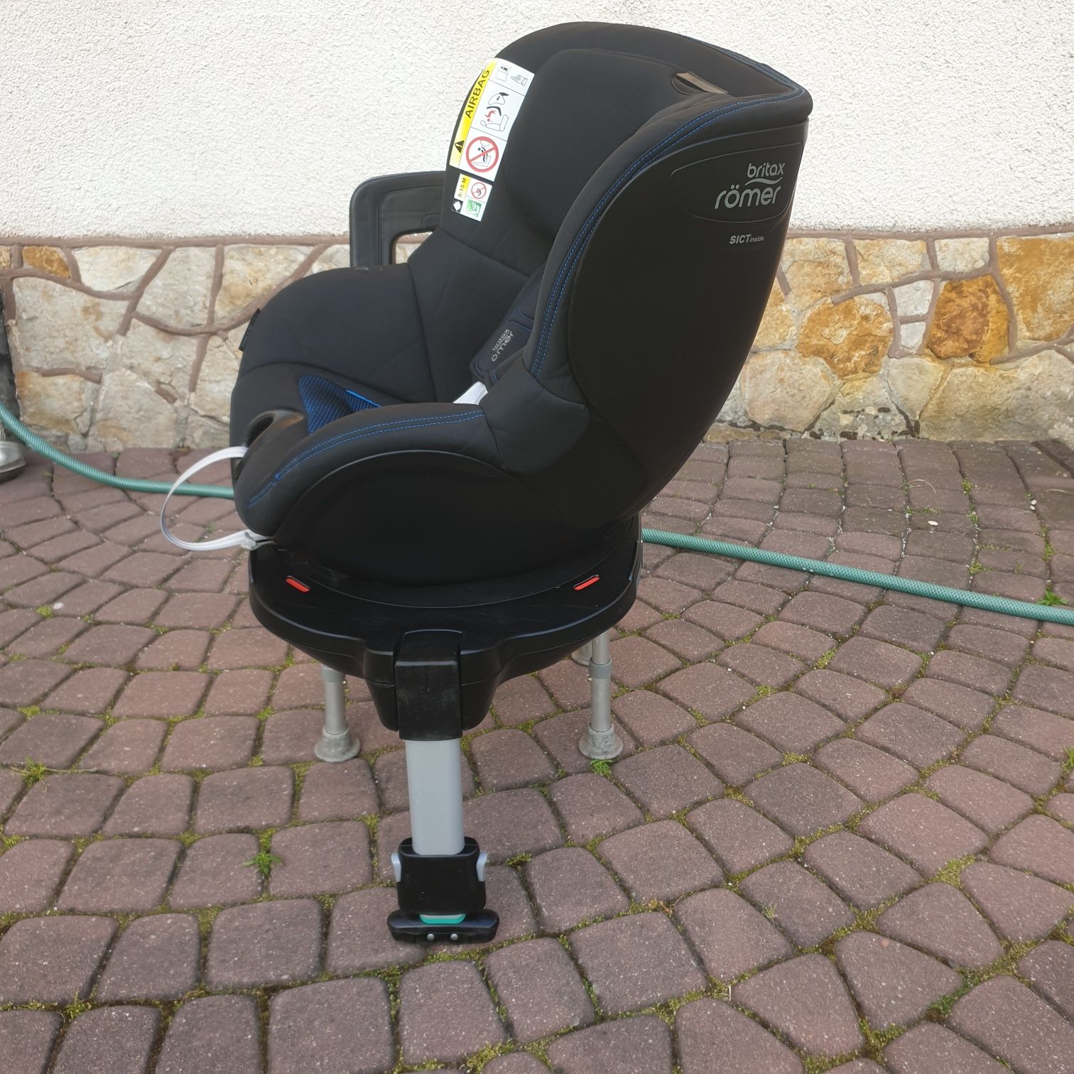 Britax Romer Dualfix M I-Size Fotelik Samochodowy 0-18kg RWF