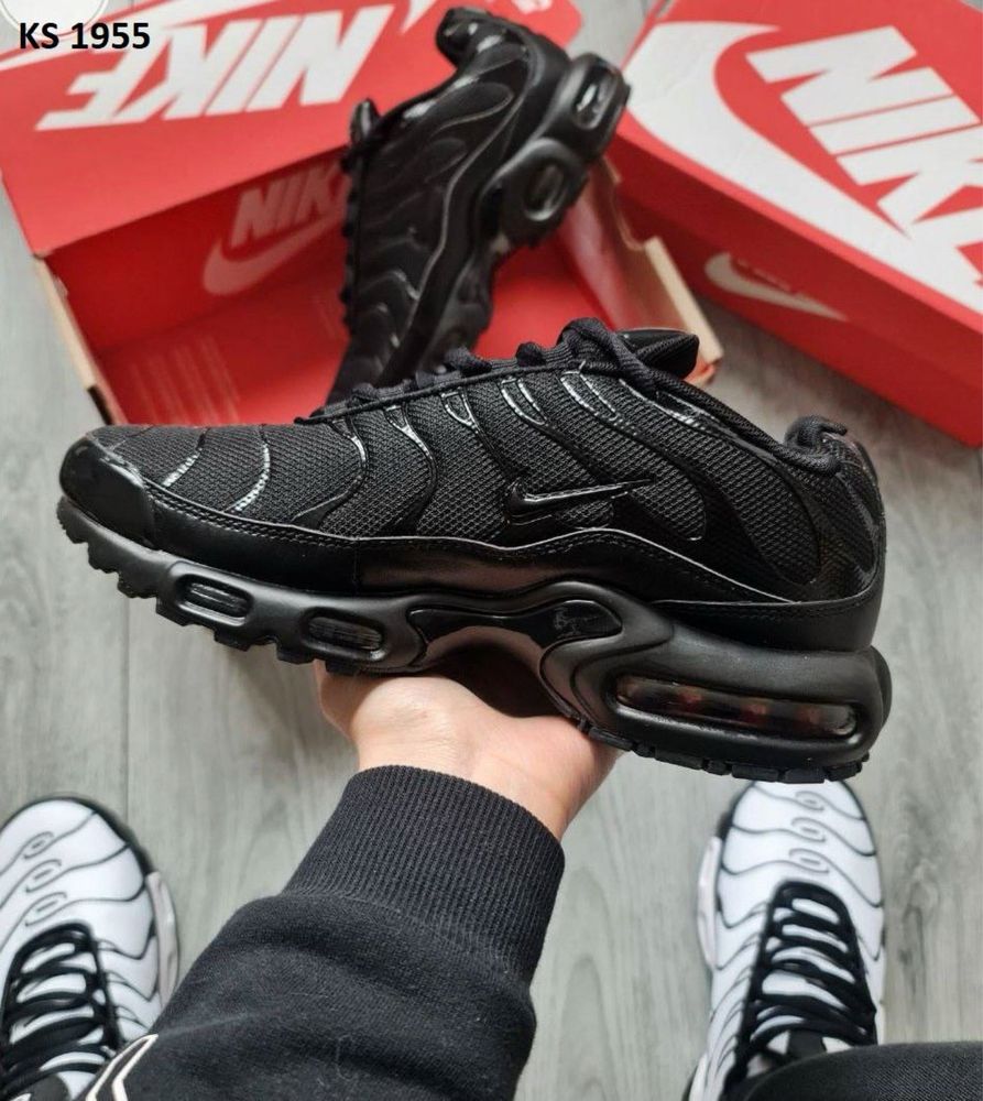 Чоловічі кросівки, Nike Air TN Max Plus Black (чорні)