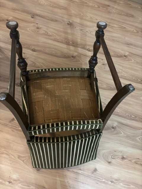 krzesło stare/zabytkowe w paski