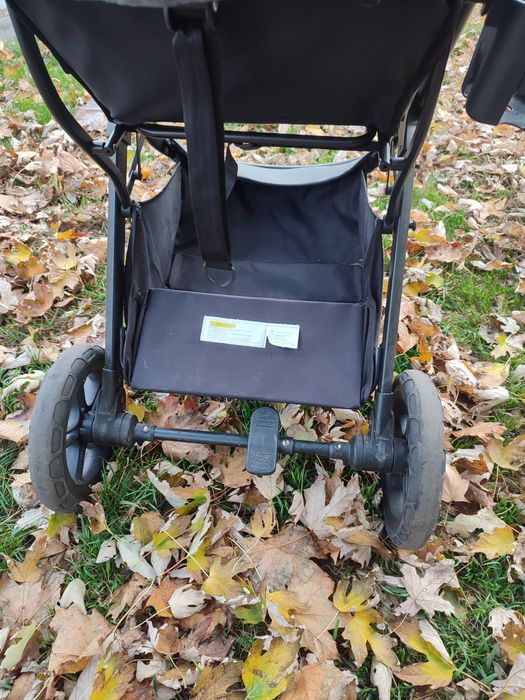 Прогулянкова коляска Ninos Nava, Black, чорний