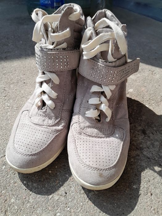 Ботинки 41розмір( світло- кофейні)