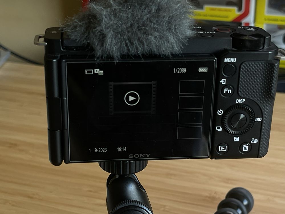 Mega zestaw Sony ZV-E10, Obiektyw, Dji Ronin SC, joby, 256gb,gwarancja