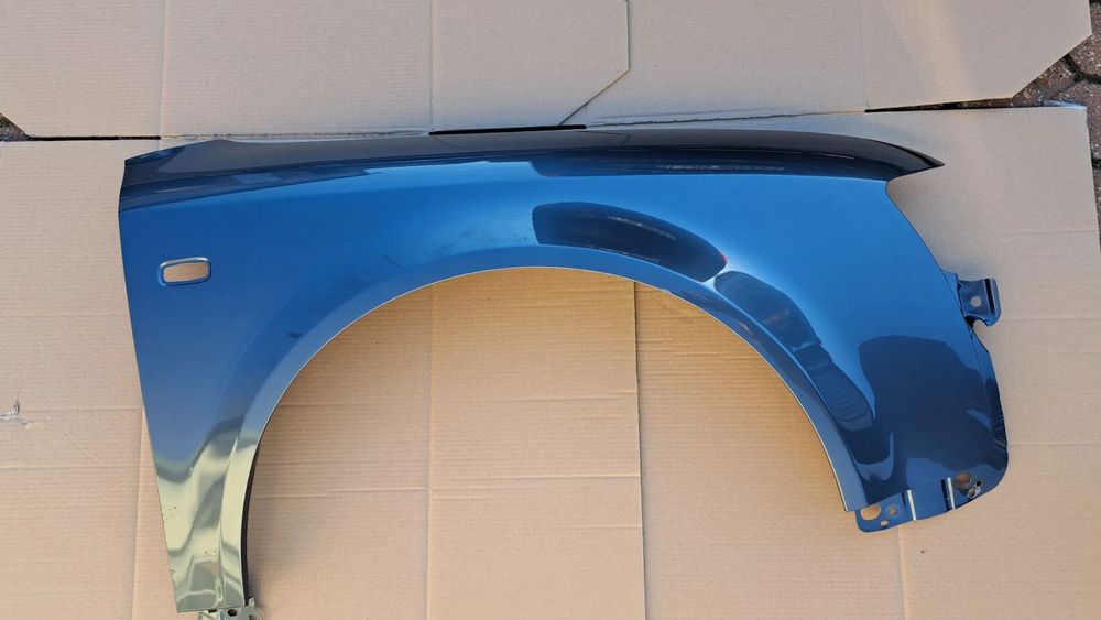 BŁOTNIK AUDI A4 B6 LX7Z / LX7Ż (GRAFITOWY) LEWY przód do modeli od 2000 do 2004 sedan kombi