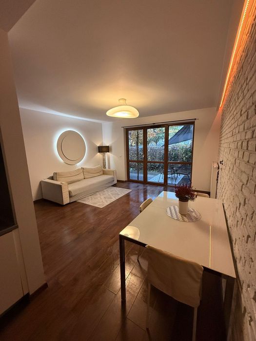 Przyjemne mieszkanie 2 pokojowe z tarasem i ogródkiem, blisko tramwaju