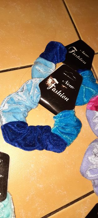 Gumki Frotki do wlosow Welur SCRUNCHIES