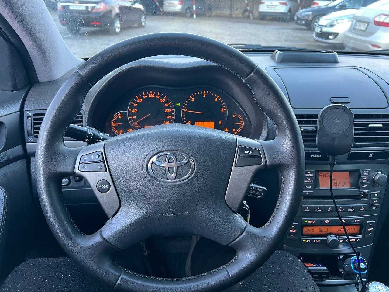 Toyota Avensis t25 2006 р.в.  Універсал 2.2 дизель