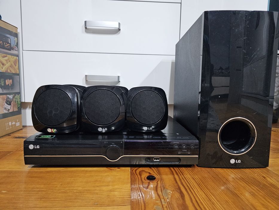 Kino Domowe LG HT 355SD
