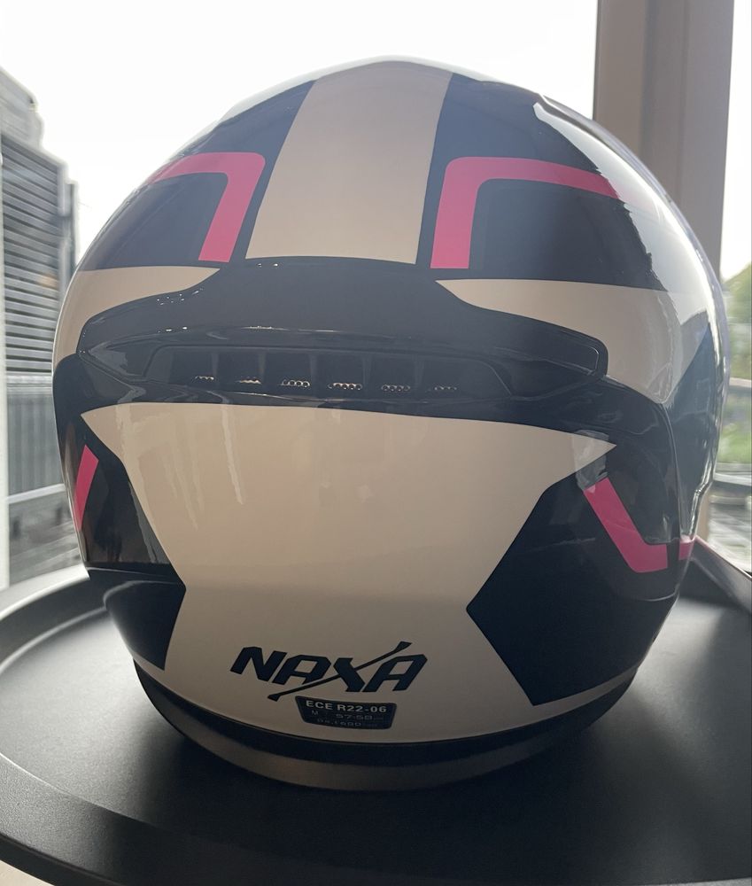 Kask NAXA rozmiar  M  2 razy ubrany.