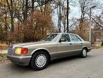 Mercedes W126 300 SE