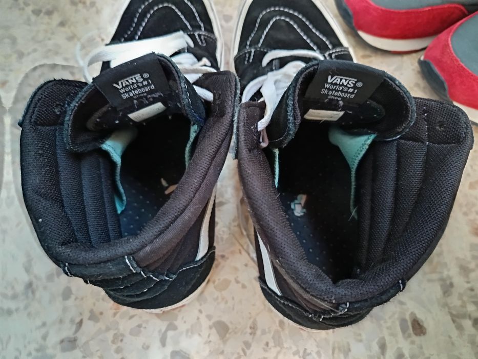 Lote sapatilhas (Vans, Le Coq Sportif, Tommy Hilfiger)