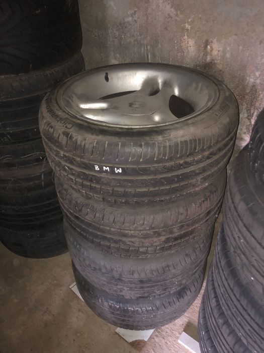 Jantes BMW com pneus 245/45/R17