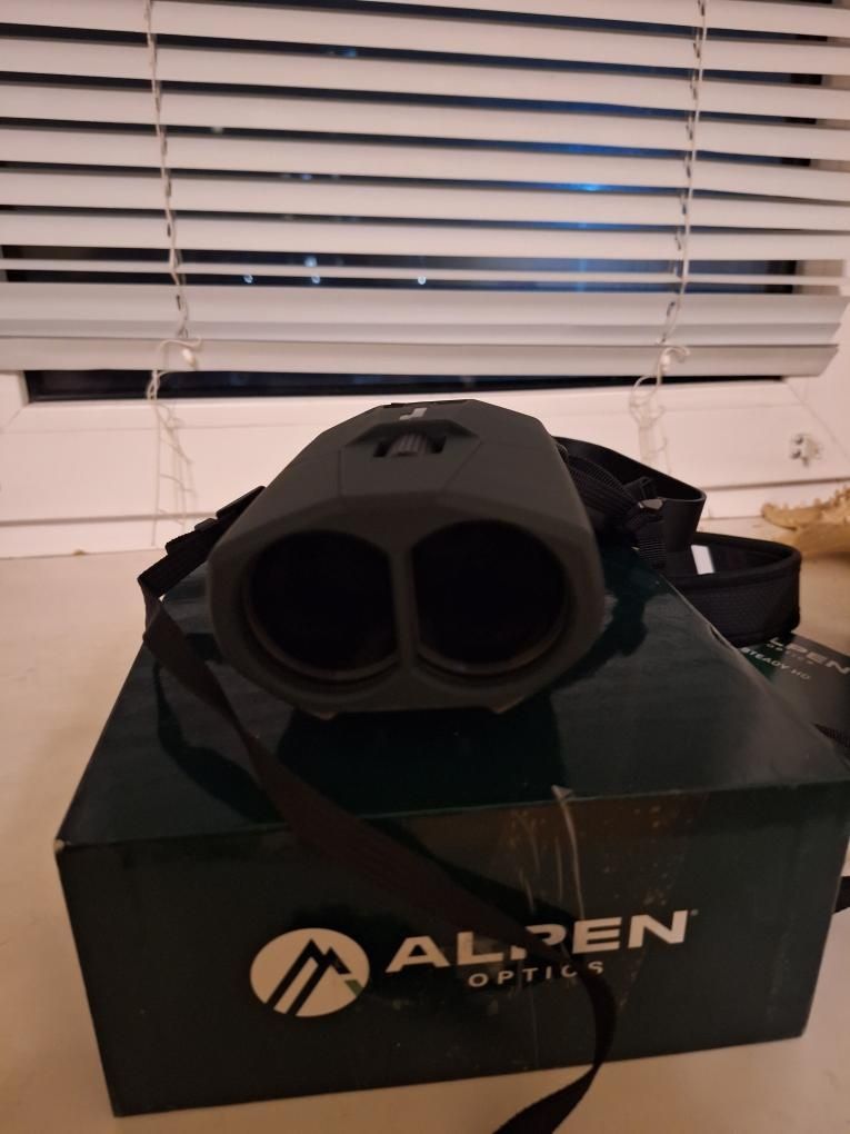 Бинокль Alpen Optics Apex Steady 20x42 HD