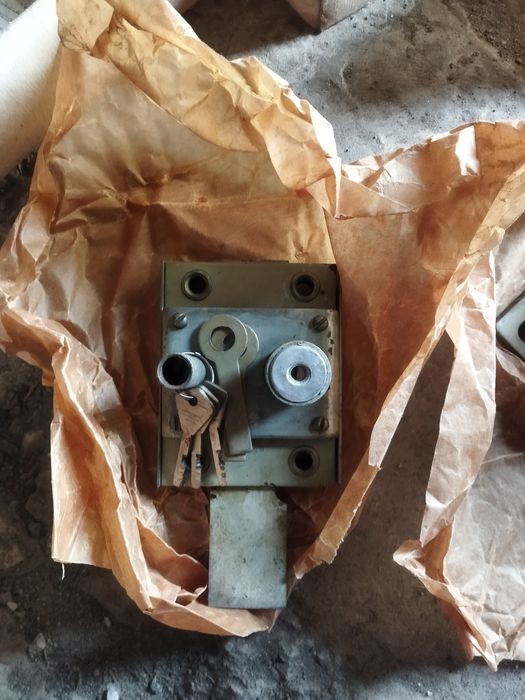 Продам гаражные замки тип 3 гд ссср