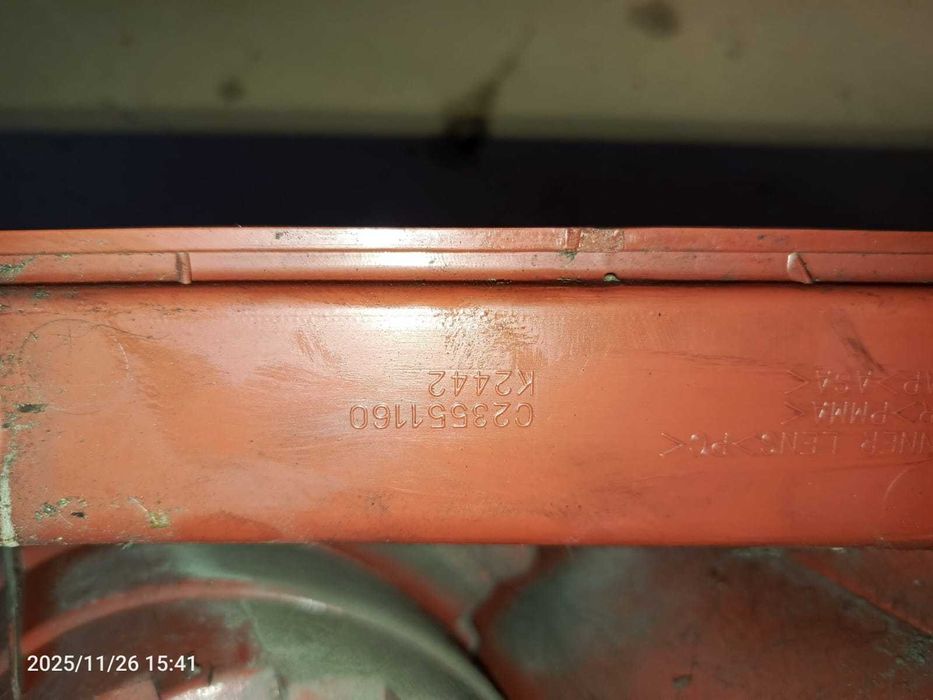 Lampa tylna / obudowa lampy   (K2442) mazda 5