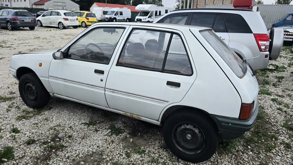 Peugeot 205 Parking Kasacyjny Warszawa