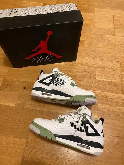Buty biegania Jordan 4 RetroWhiteSeafoam R.40