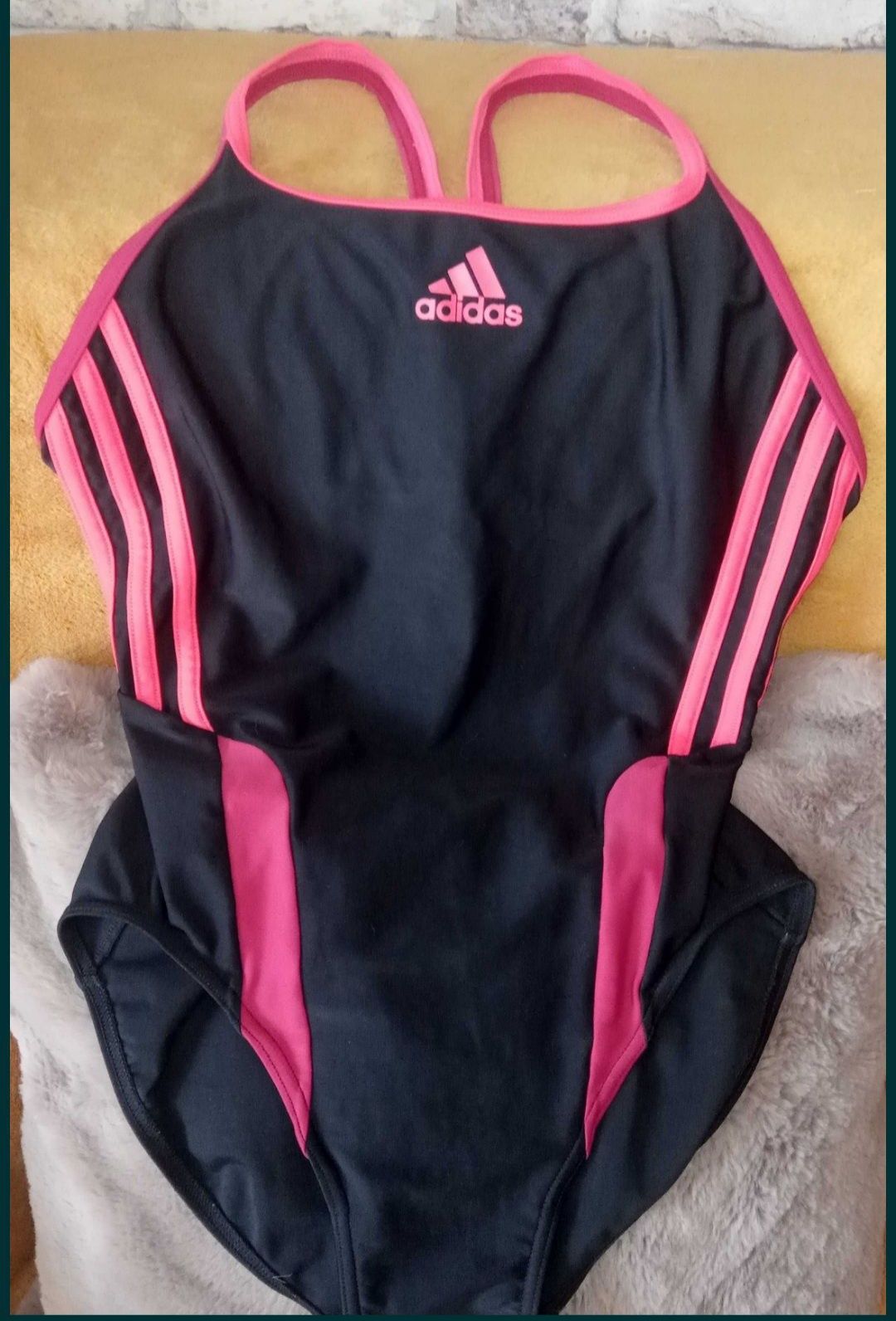 Adidas 2stroje kąpielowe od 10-20 lat wzr,150-160