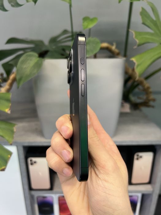 iPhone 15 Pro 128GB Black Titanium Unlock Чудовий стан від Магазину