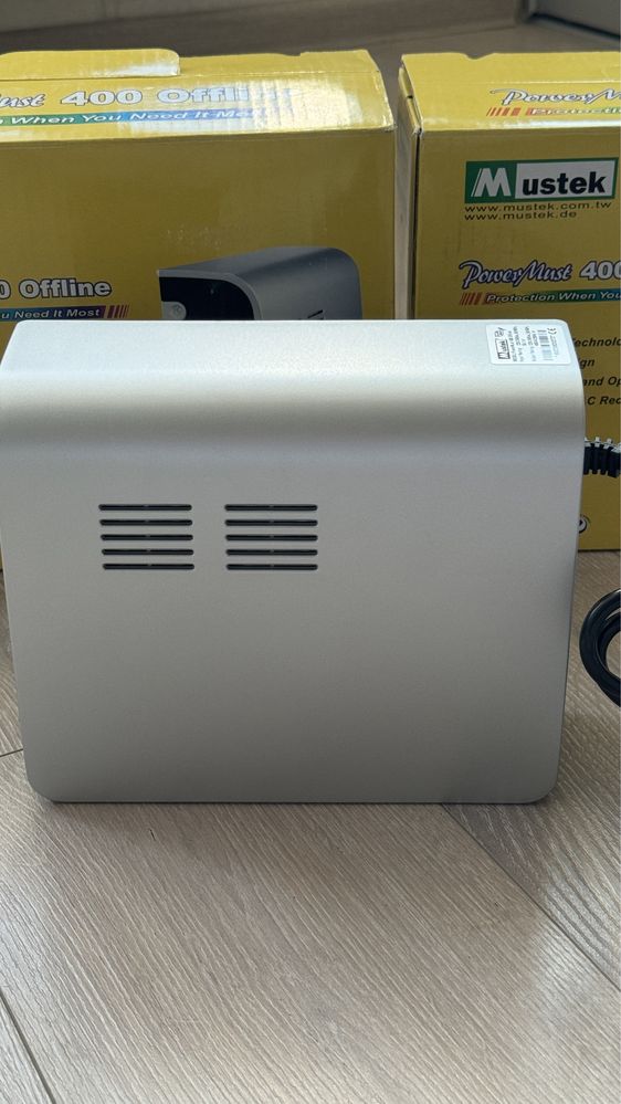 Джерело безперебійного живлення Mustek PowerMust 400,UPS безперебійник