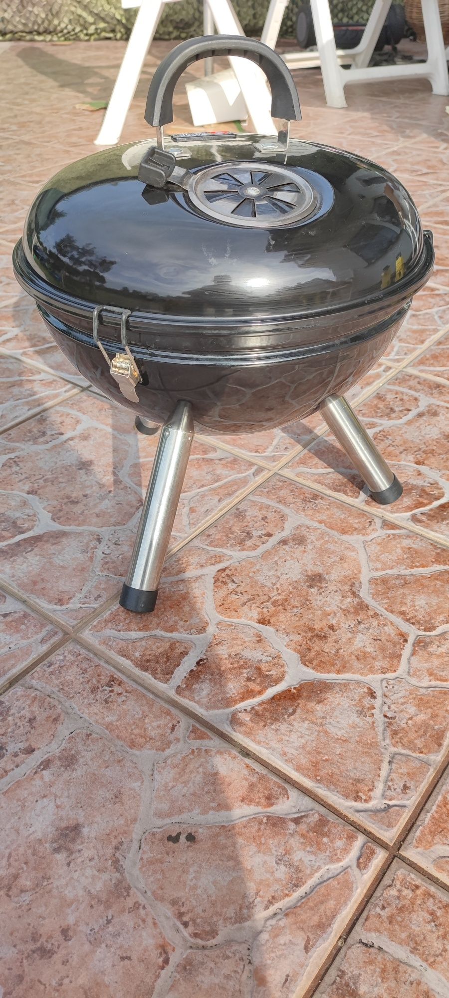 Mały grill MAYER BARBECURE przenośny
