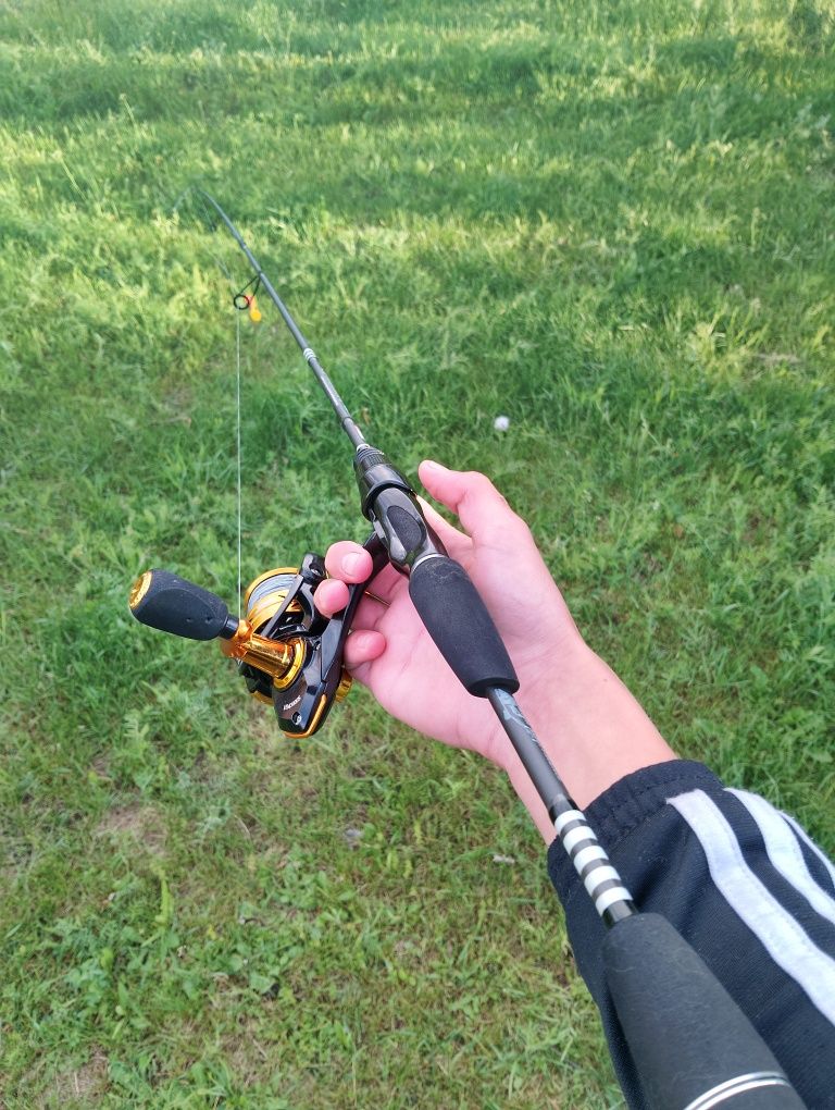 Продам Ультралайт Siweida Gladiator PLUS 1.98m 1-5g з котушкою Deukio