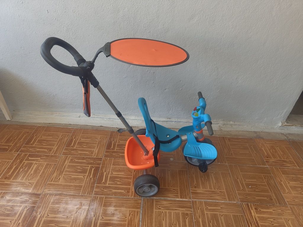 Triciclo de criança evolutivo Feber