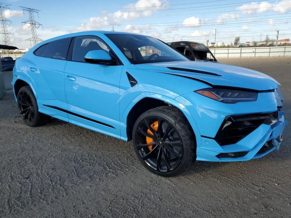 Lamborghini Urus 2023 LAMBORGHINI URUS S /Niski przebieg/Bogate wyposażenie/