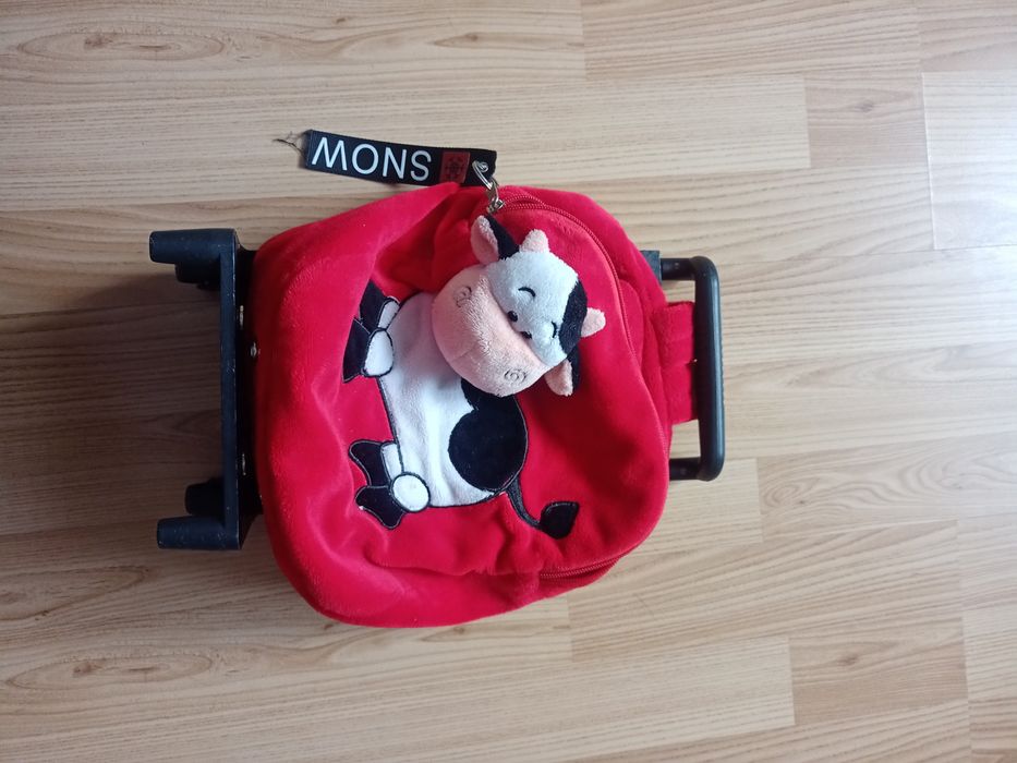 Plecak do przedszkola na kółkach krówka