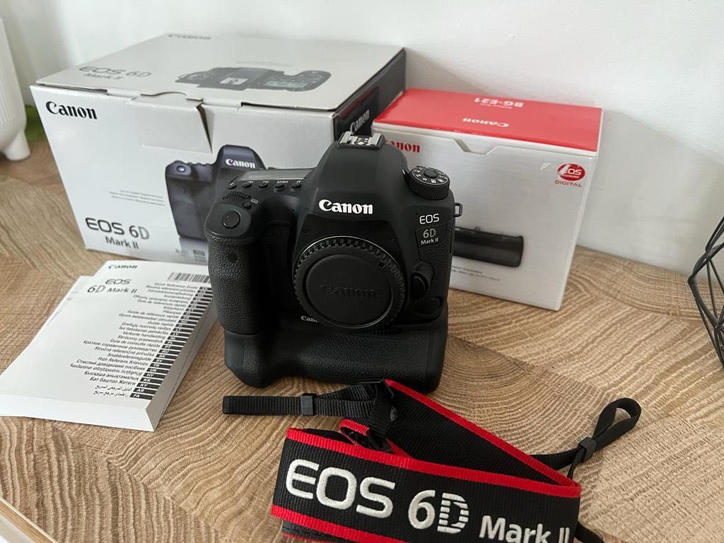 Canon EOS 6D mark ii (MK2) + GRIP - stan jak nowy
