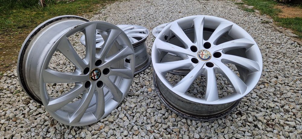 Oryginalne Felgi Alfa-Romeo 17 5x110