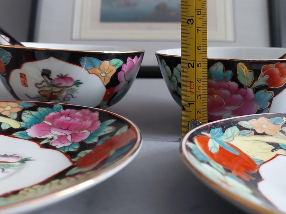 Miseczki chiński z łyżeczkami.2 szt.