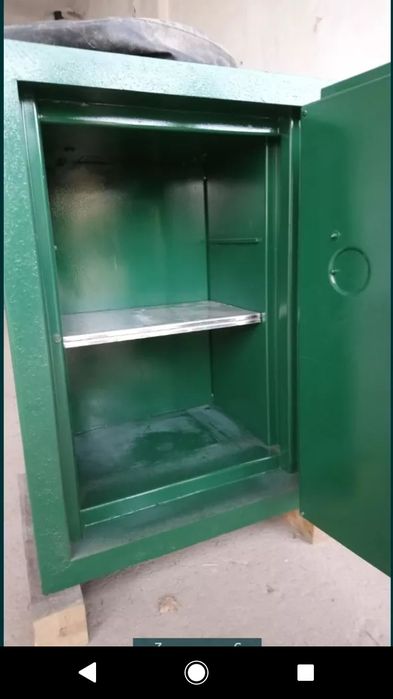 Vende-se Cofre da marca Jotocar