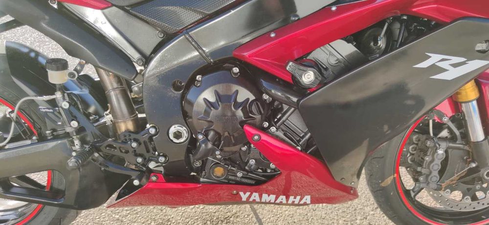 Yamaha R1 2007 - Revisões em dia | 32.800 km
