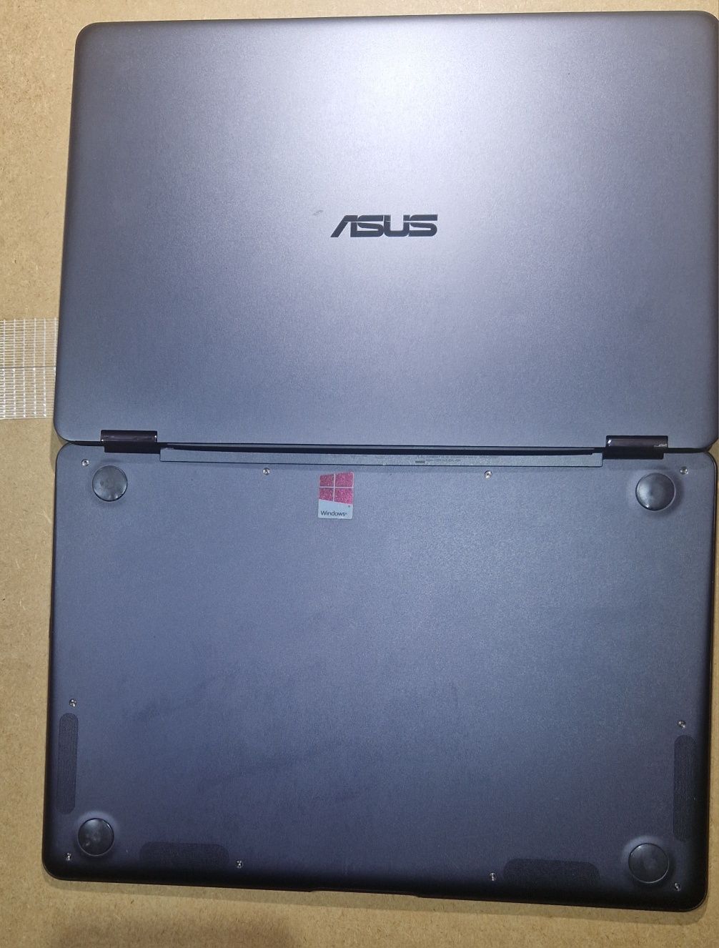 Asus zenbook flip i7