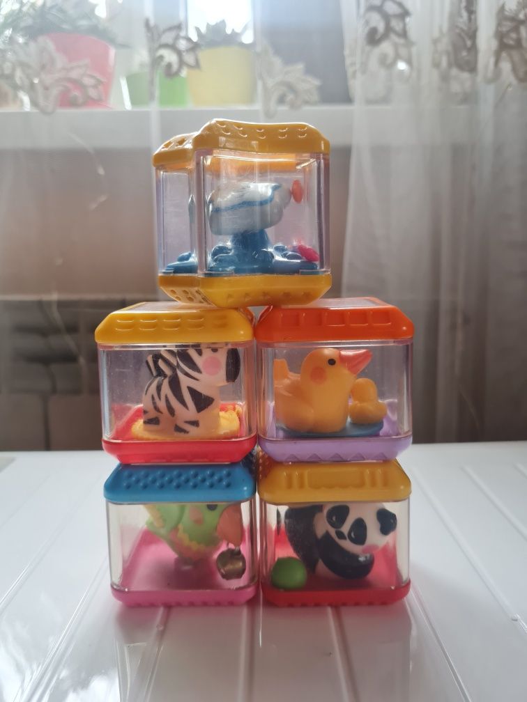 Сенсорні кубики fisher price