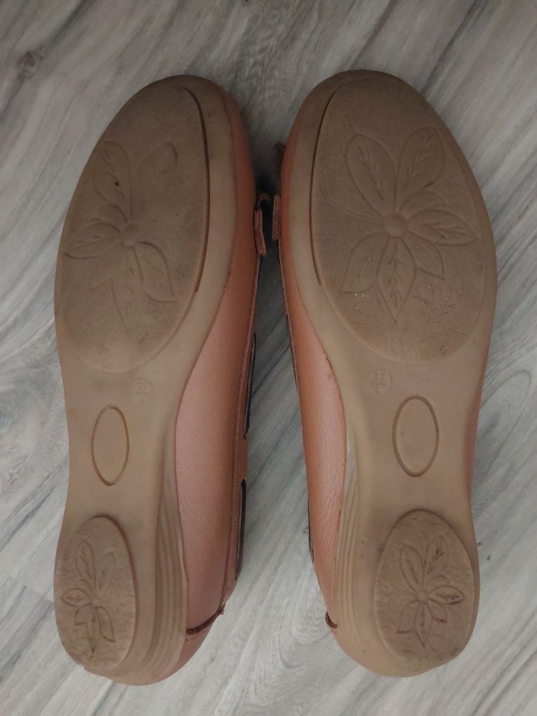Sapatos senhora tam. 37