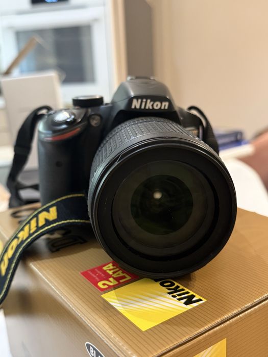 Nikon d3200 + NIKKOR 18-105 VR kit