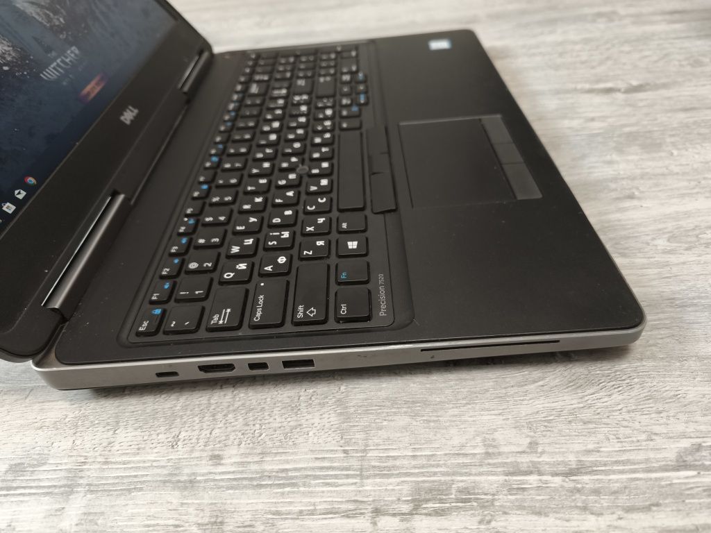 УЦІНКА!ігровий 32/512/GDDR5/SSD/FullHD/8ядер/ноутбук для ігр навчання
