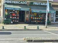 Venda de Loja em Linda a Velha bem localizada