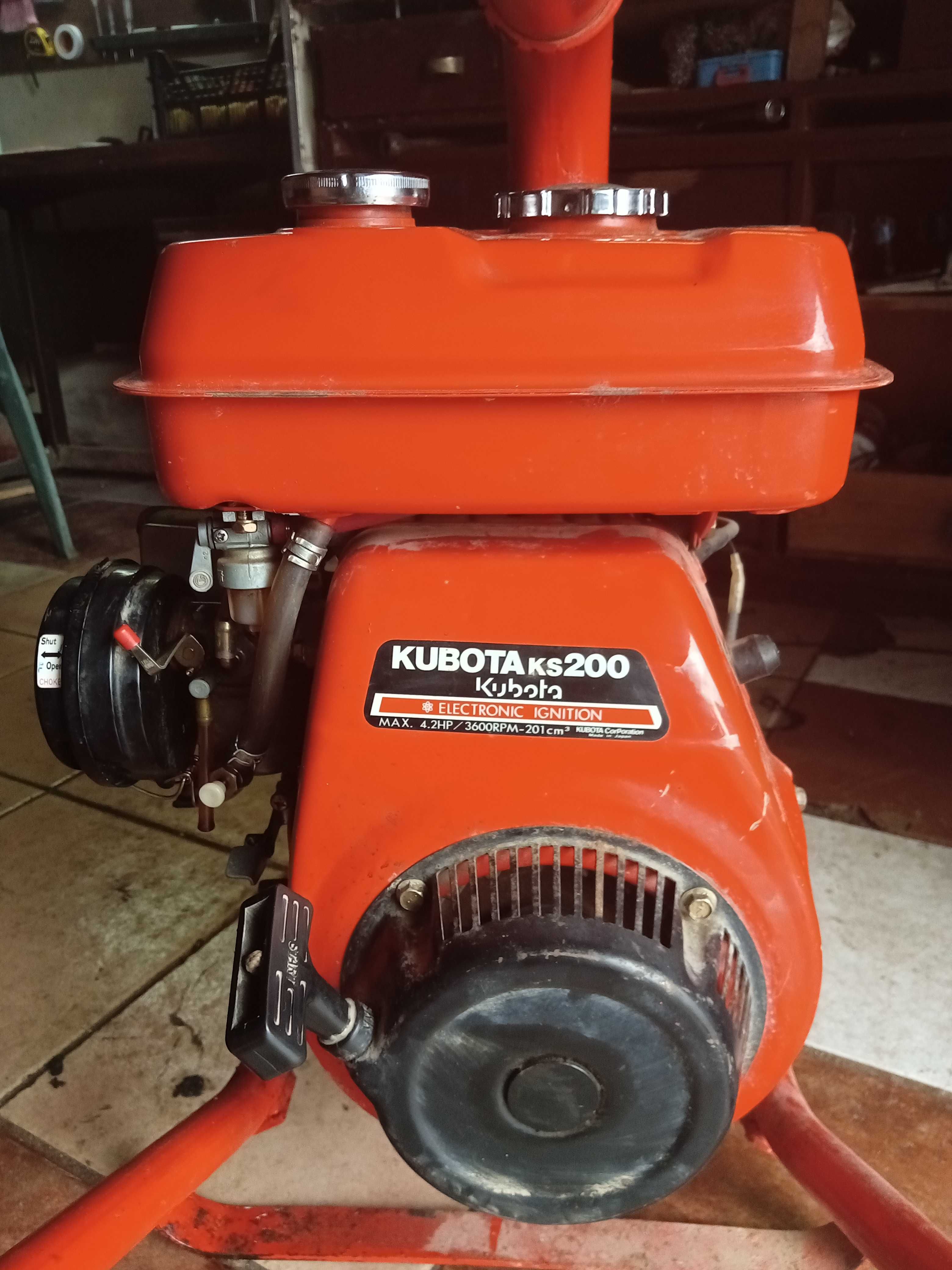 Motor rega kubota