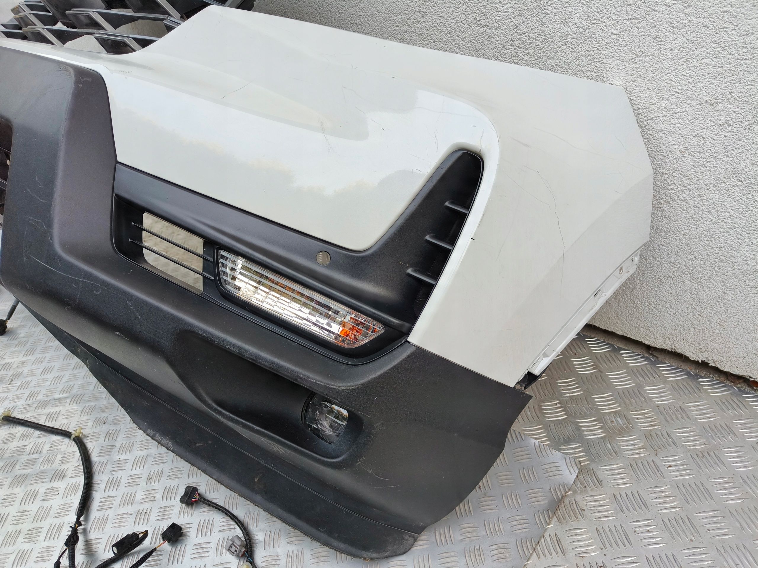 Honda Passport Ridgeline Zderzak Grill Atrapa przód Znaczek Usa