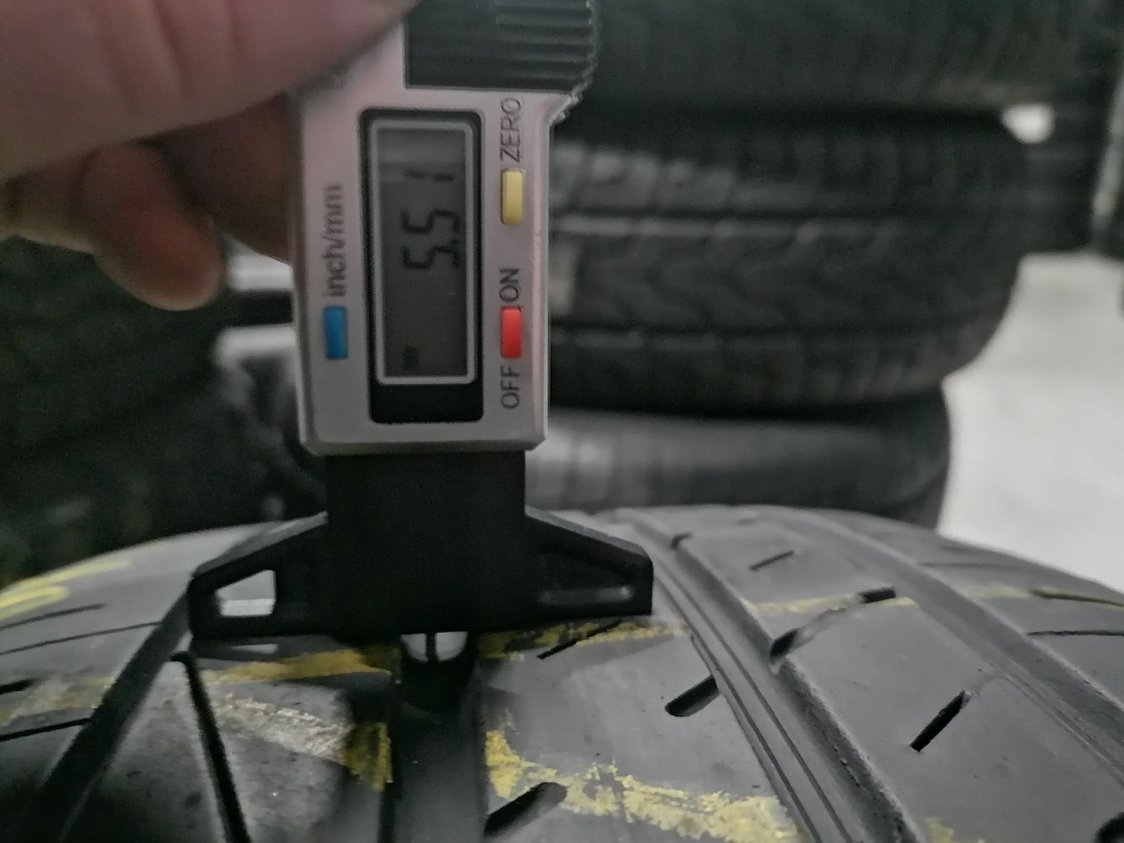 Літні Шини БВ 235/55 R18 HANKOOK Ventus S1 EVO2 SUV Склад