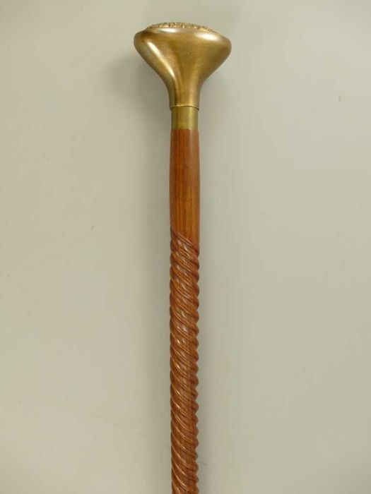 Spacerowa laska mosiężna drewno zakręcone elipsa